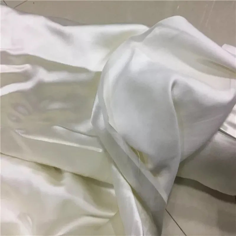 30 Meters 19 Mm Elastic Silk Satin Fabric 95% Mulberry Silk 5% Spandex Off White Color 140 Cm 108 Cm Wide Small Wholesale