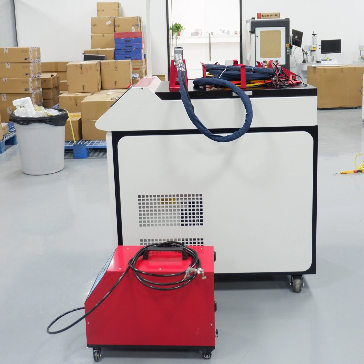 Handheld Laser Welder 1500W 2000W 3000w Fiber Laser Welding Equipment Price Portable Laser Welding Machine reci Raycus