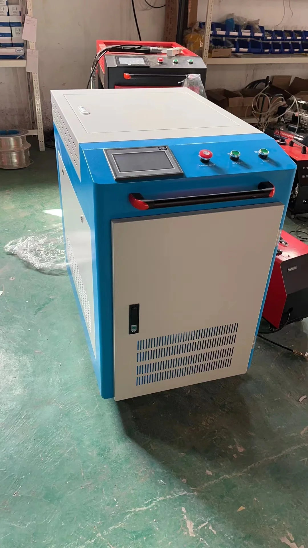 Handheld Weld Equipment Cheap 1000W 1500W 2000W Fiber Handy Laser Welder For Metal Fiber Laser Welding Machine