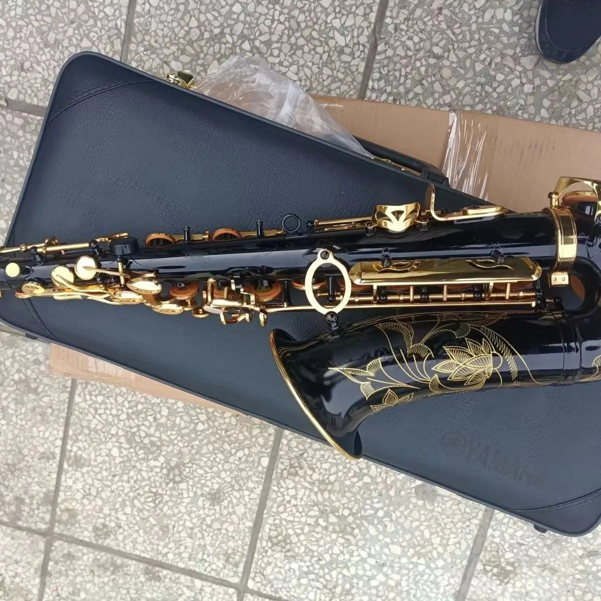 High-Quality Custom Made in Japan 82Z LOGO Alto Saxophone Gold Key Super Professional High Quality Black Gold Sax Mouthpiece