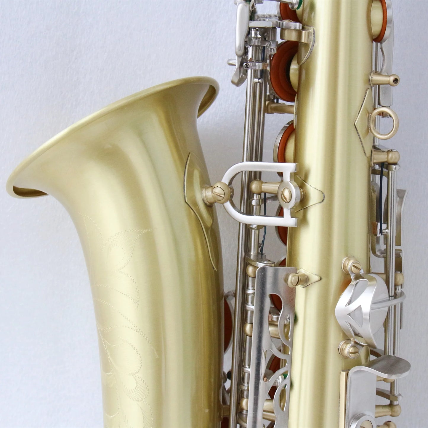 High quality alto saxophone Cheap Eb Saxophone Gold Brush Body, Nickel Brush Keys professional saxophone alto