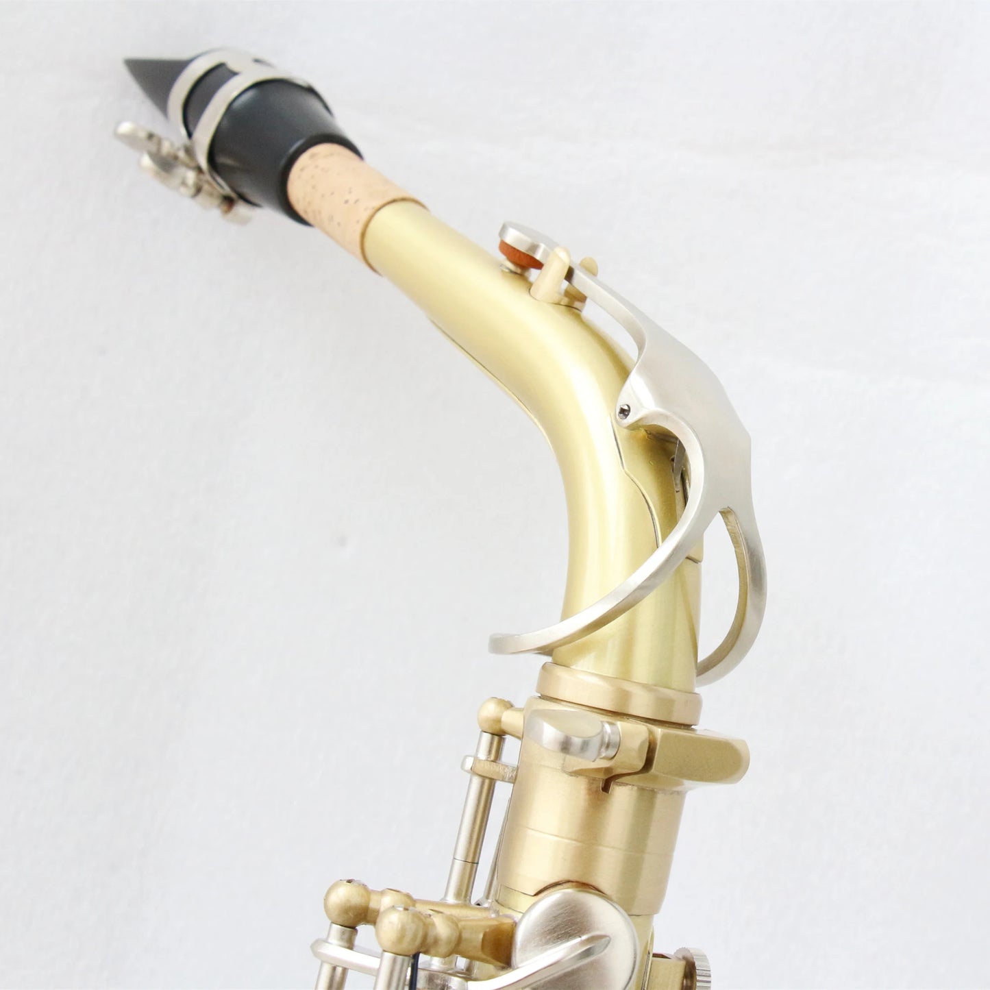 High quality alto saxophone Cheap Eb Saxophone Gold Brush Body, Nickel Brush Keys professional saxophone alto