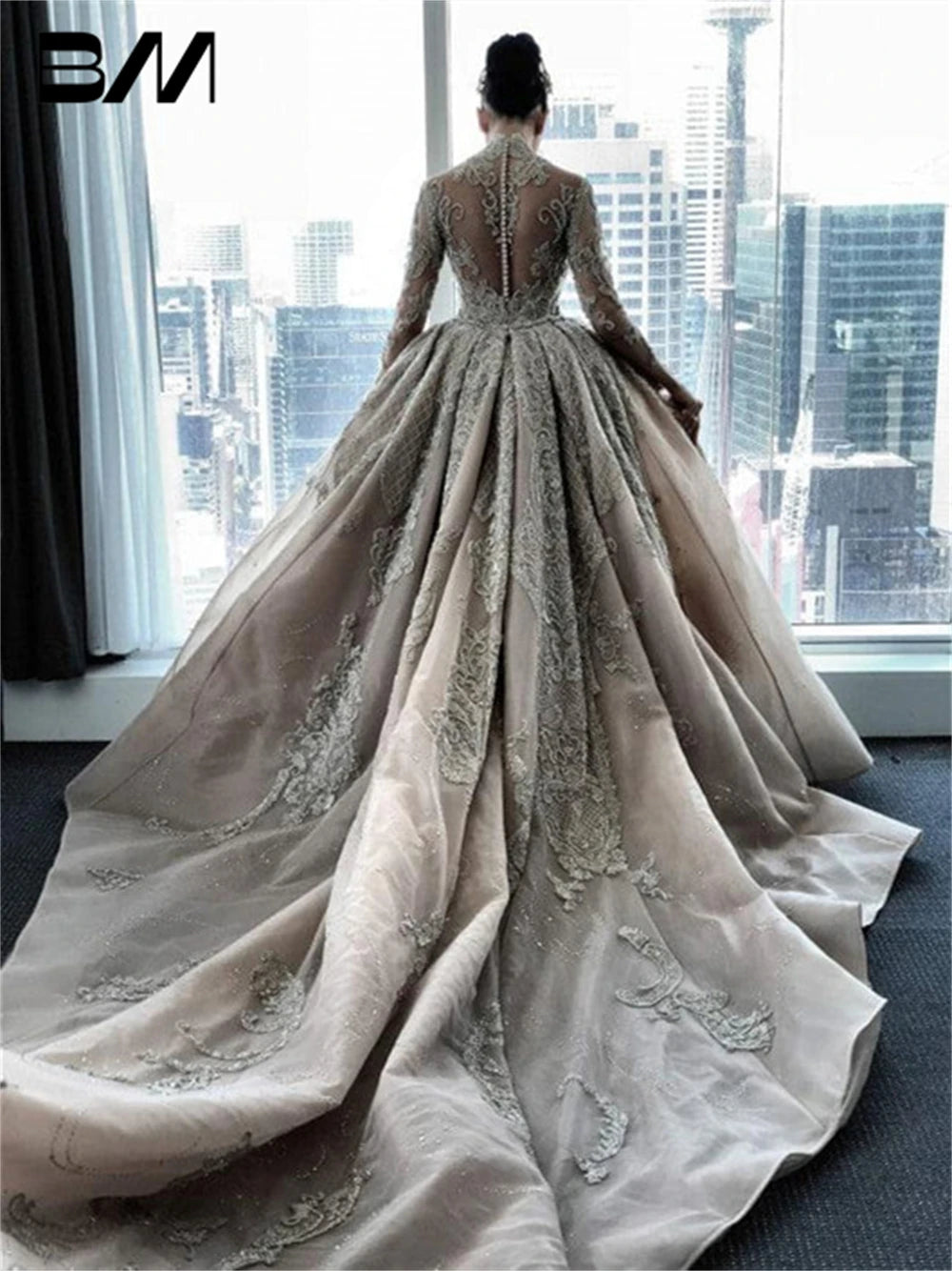 Illusion Cut-out High Neck Arabic Wedding Dress For Women 2024 With Detachable Train Bridal Gown Two Piece Luxury Bride Dresse