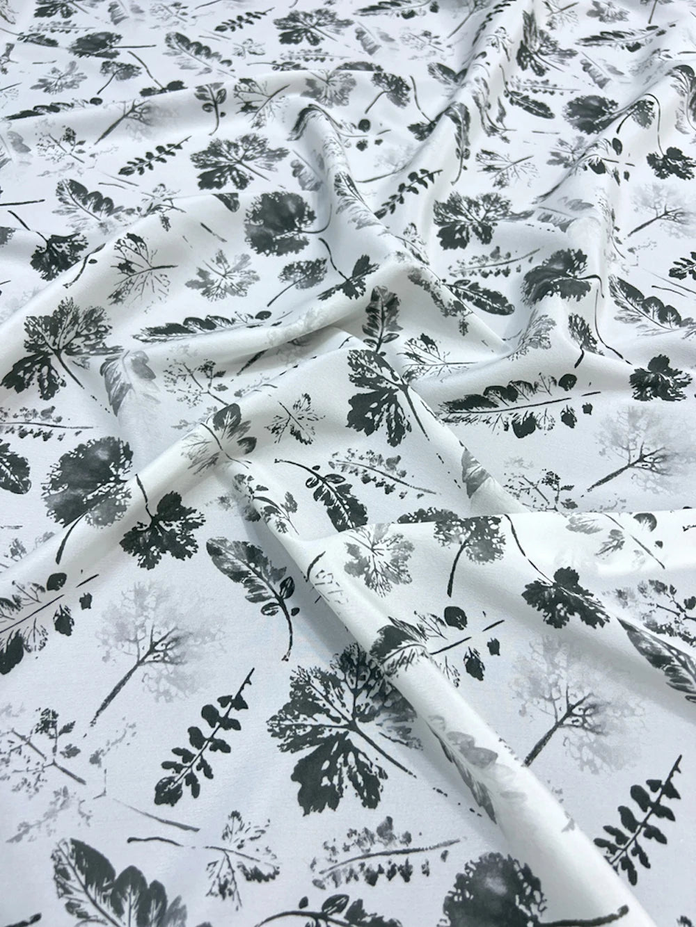 Printed Silk Stretch Crepe Fabric 18momme Width 140cm 100% Pure Silk Material For Shirt And Dresses Wholesale 2374