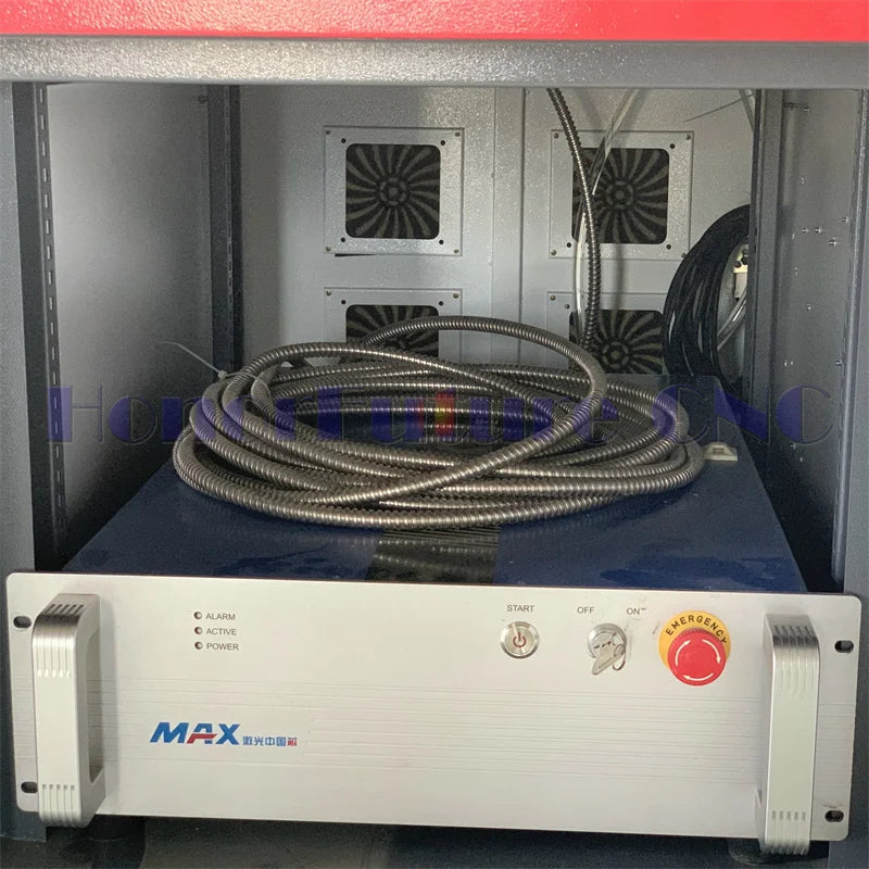 Professional Laser Welding Equipment Platform Welder For Aluminum 2000 Watt Fiber Laser Welding Machine