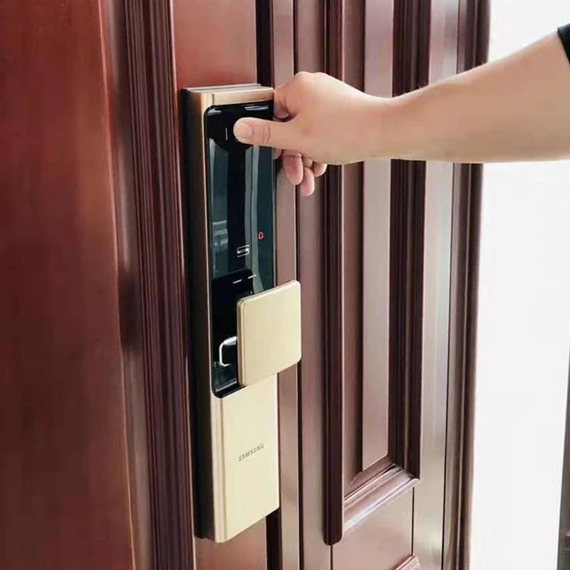 Samsung Home Security Electronic Intelligent Wooden Digital Door Lock  Fingerprint Smart Auto Mortise Lock SHP-DR719 Gold Color