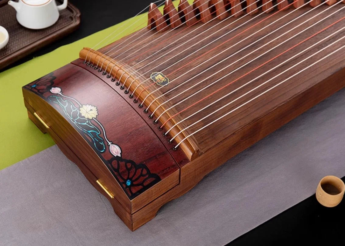 Guzheng 125cm lotus figure 21 strings Golden sandalwood material China stringed instruments