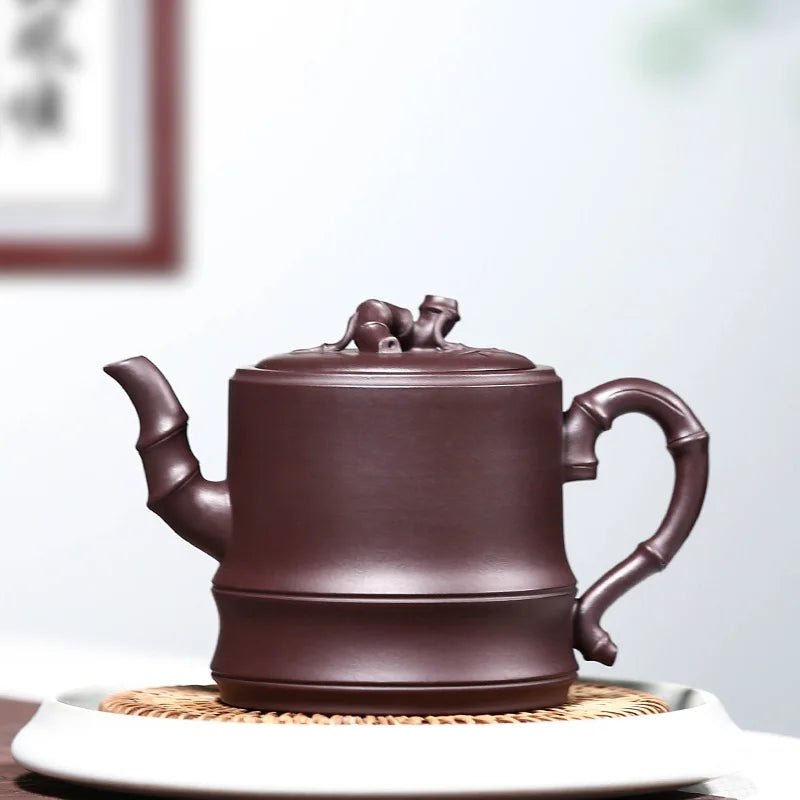 |True art yixing recommended pure manual teapot carved painting famous tea bamboo pot of ores in the mud