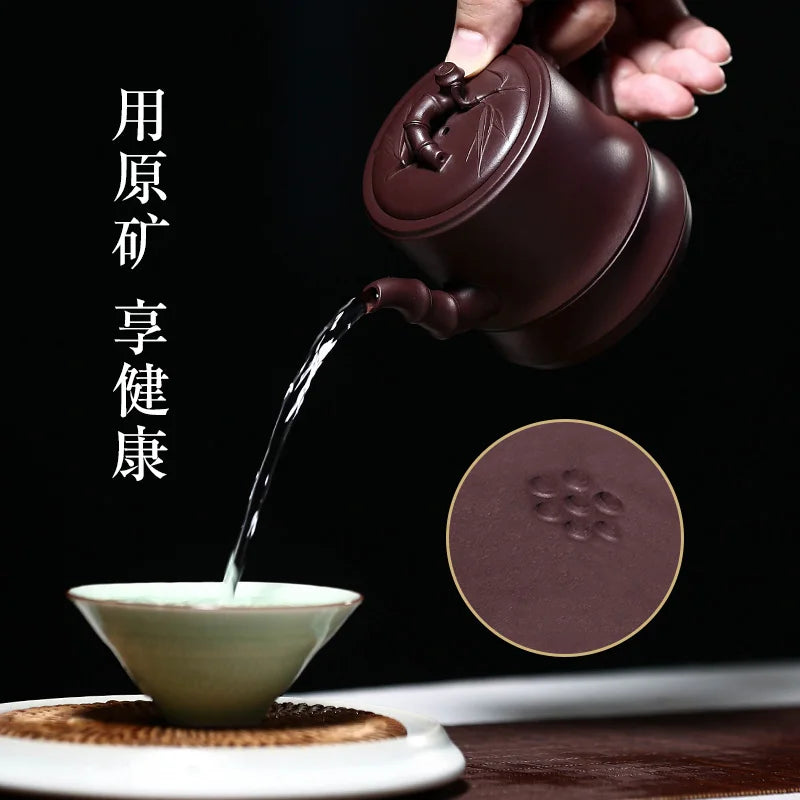 |True art yixing recommended pure manual teapot carved painting famous tea bamboo pot of ores in the mud