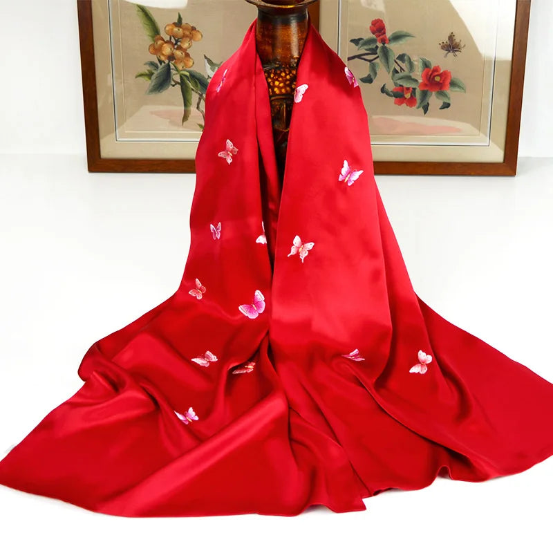 Xiuzhuang's self sold new 2023 silk cheongsam draped with shawl, handcrafted Suzhou embroidery long bridal scarf and scarf